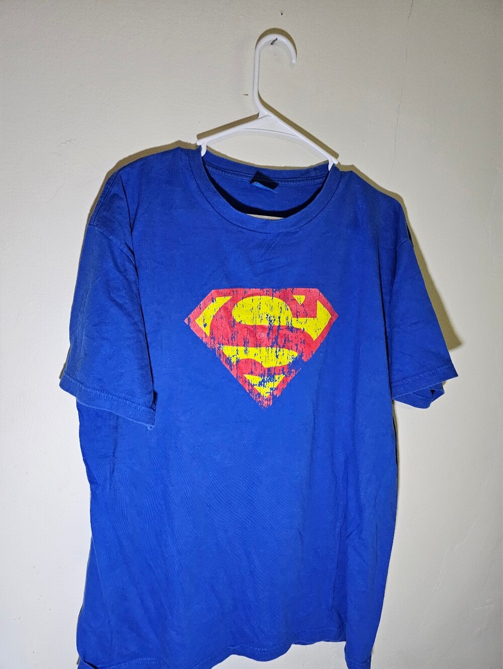 Vintage Men's Superman T-Shirt Size L Blue With Superman Emblem